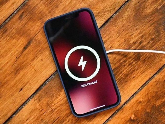 连南苹果手机维修分享iPhone 12可以随便充电吗 